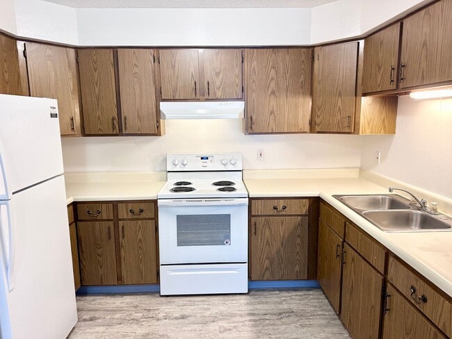 Indianola Park Apartments