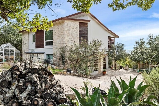 Building Photo - Overlooking Lake Travis Rental