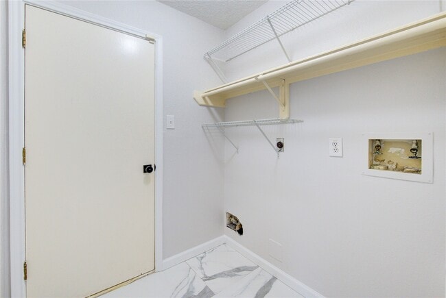 Photo - 115 Crimson Bay Dr