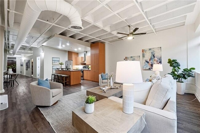 Building Photo - 805 Peachtree St NE Unit #415