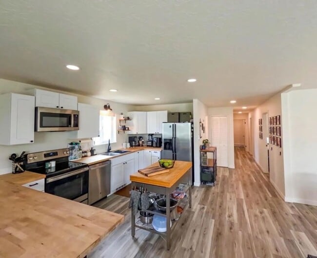 Photo - Beautifully remodeled 3-bedroom, 2-bathroo...