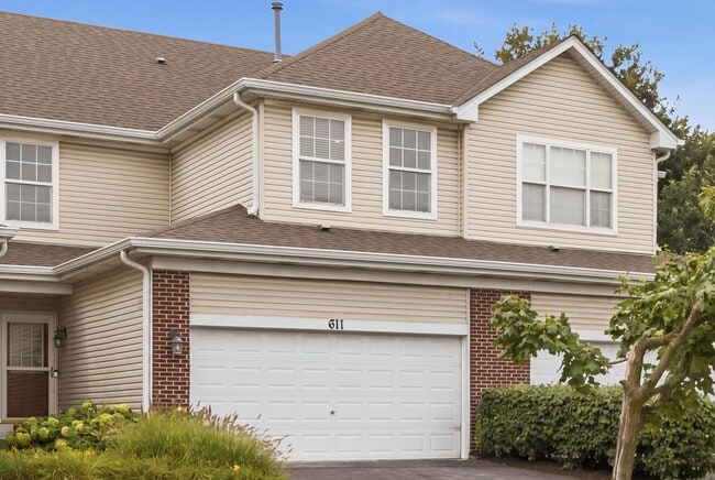 Building Photo - 611 Lakeridge Ct