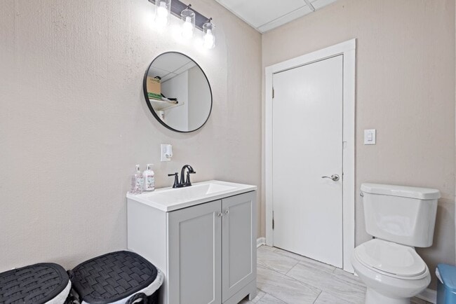 Photo - 450 W Galena Blvd