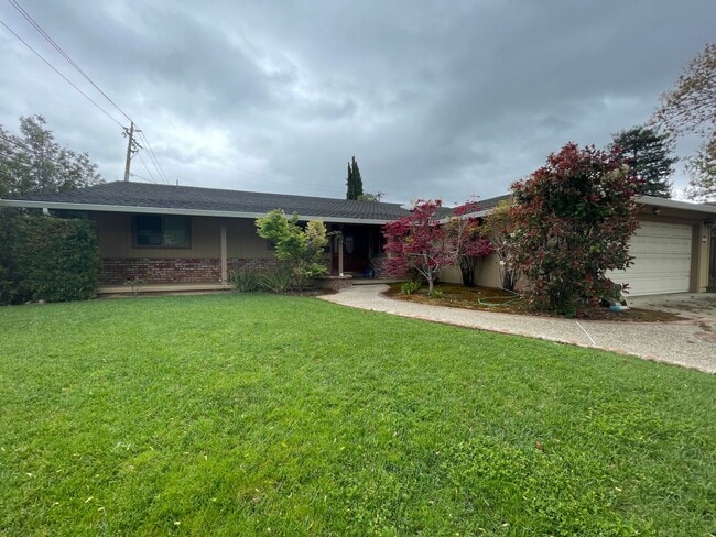 SUNNYVALE - Sunnyvale Updated 4-Bed, 2-Bat... - SUNNYVALE - Sunnyvale Updated 4-Bed, 2-Bat... Casa