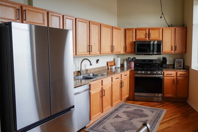 Photo - 2107 Grand Blvd Unidad 1207