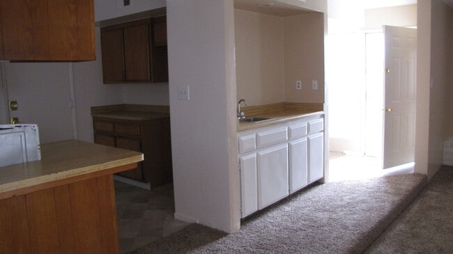 Photo - Country Place Unit A