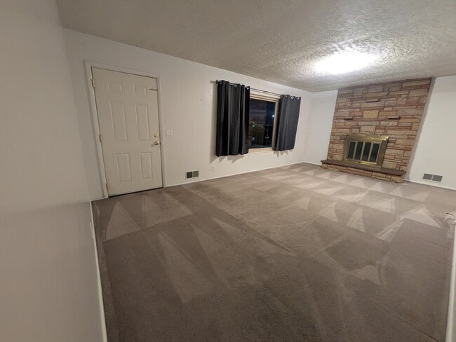 Photo - 1206 E 22nd St Unit A