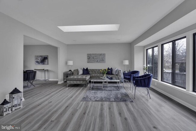 10422 Woodbury Woods Ct