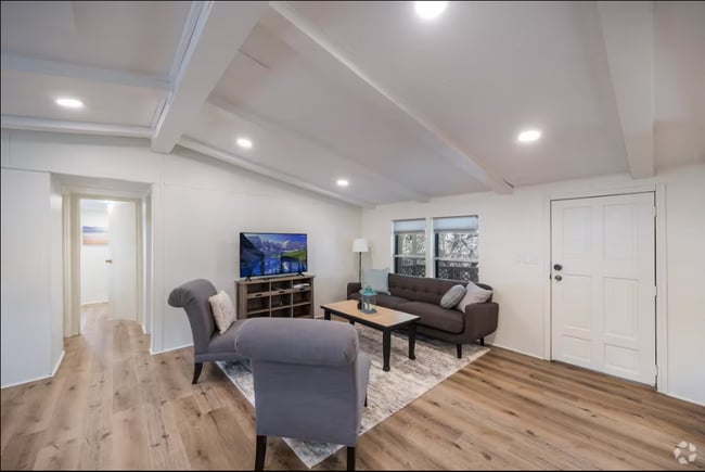 Building Photo - 1255 Songbird Dr Rental