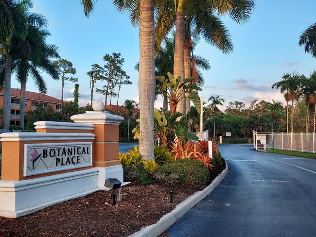 Botanical Place Entrance - 4510 Botanical Place Cir Unit Botaical Place  Naples