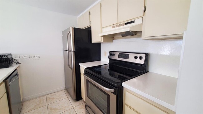 Photo - 8160 Geneva Ct Unit 412
