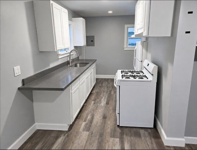 229 W 84th St