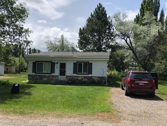 Photo - *LEASE TAKEOVER* Charming 1-Bedroom Home – Just 5 Minutes South of Rexburg!