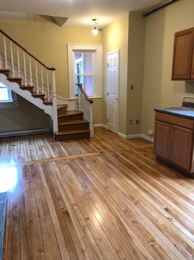 Photo - 15 LLC 2 Pike Street Unit 102