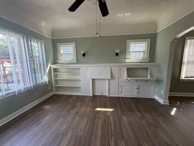 Photo - 2949 Raymond Ave Unit 2951