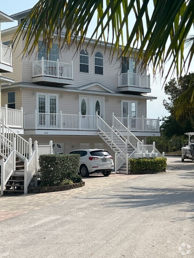 Building Photo - Live on a private island!- Bradenton, FL Rental