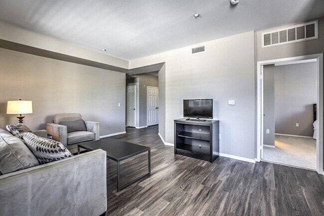 Building Photo - 8465 Regents Rd Unit ID1280455P Rental