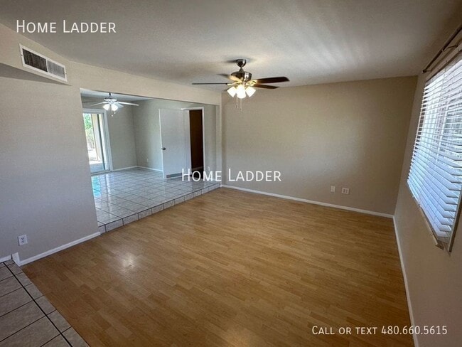 Photo - 1901 E Palmcroft Dr
