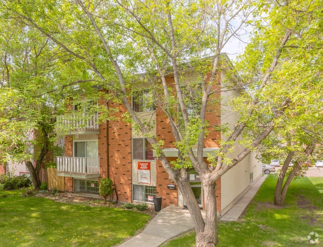 Building Photo - Nait