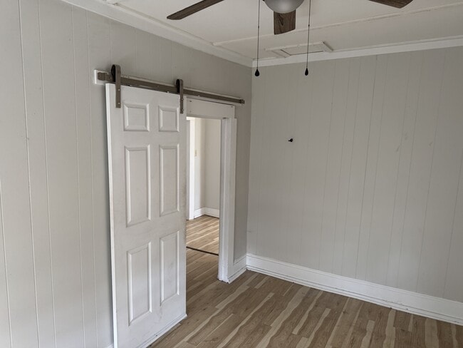 Photo - 1614 Proper St