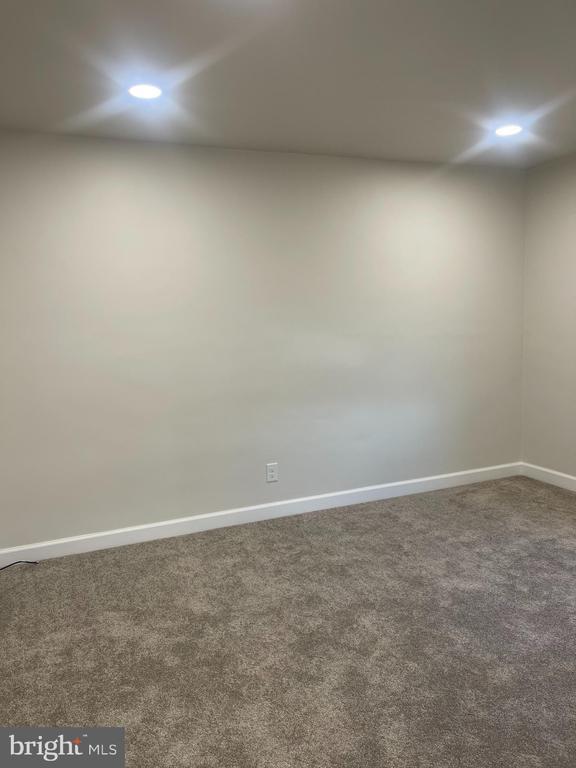 949UNIT Bridgeboro St Rental House Rental in Delran, NJ