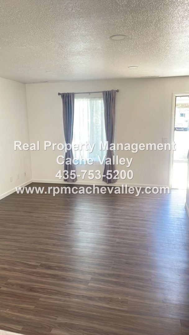 Photo - 1283 N 400 E Unit 1283 N 400 E #4