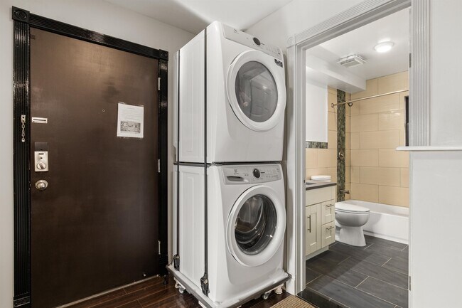 Photo - 46 Wayne St Unit 2