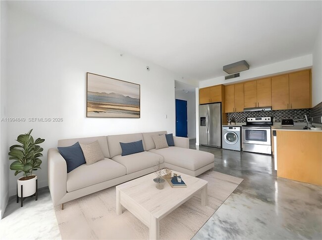 Photo - 761 NW 1st St Unidad 302