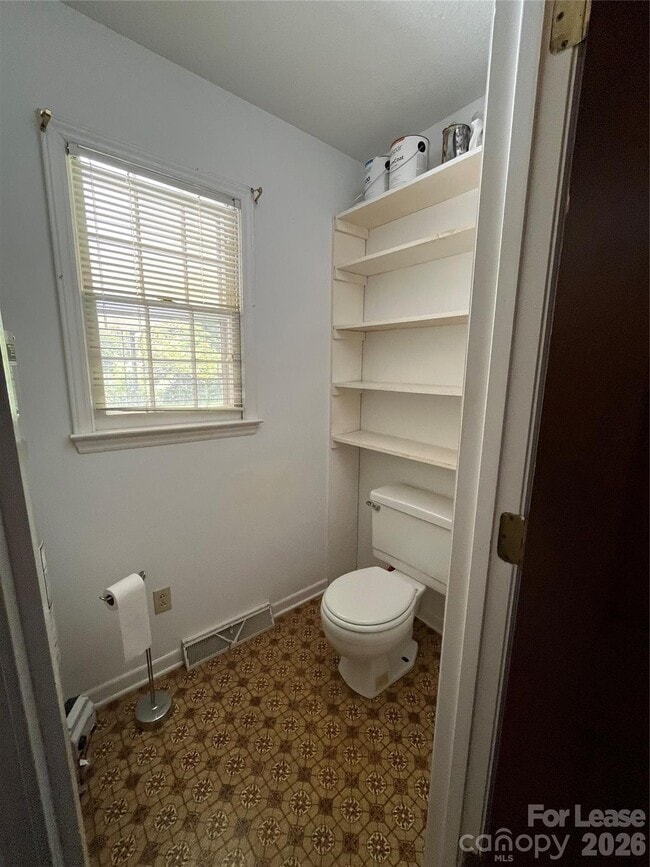 Photo - 5625 Potter Rd