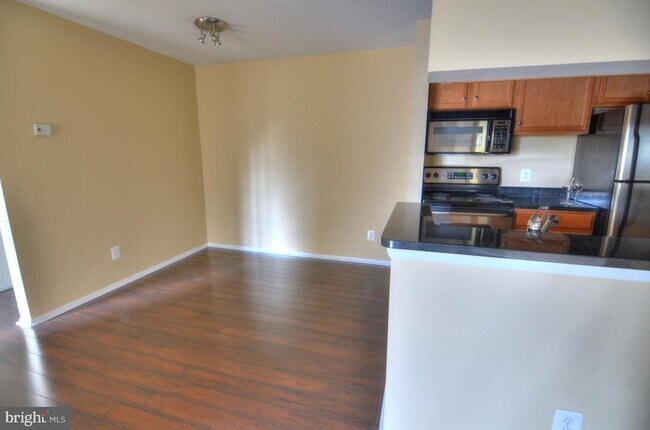 Photo - 1793 Jonathan Way Unit 1793-L