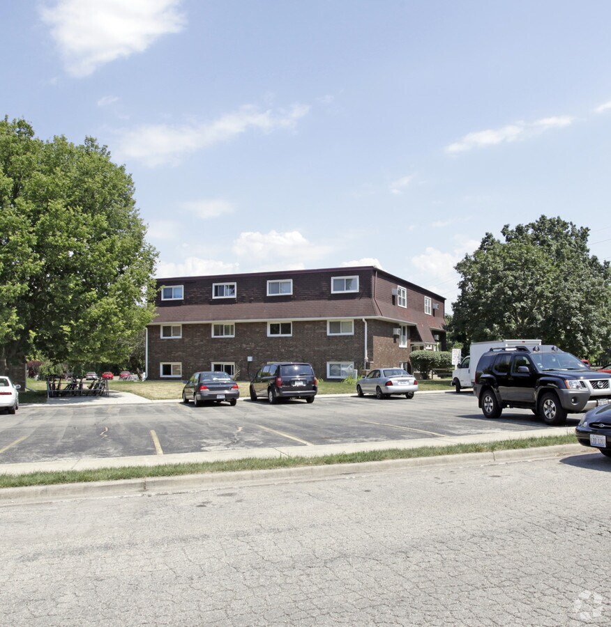 Ashbury East - Ashbury East Apartments