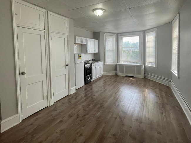 Photo - 1230 W Allegheny Ave Unidad 2R