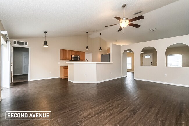Photo - 3241 Bluestone Ave