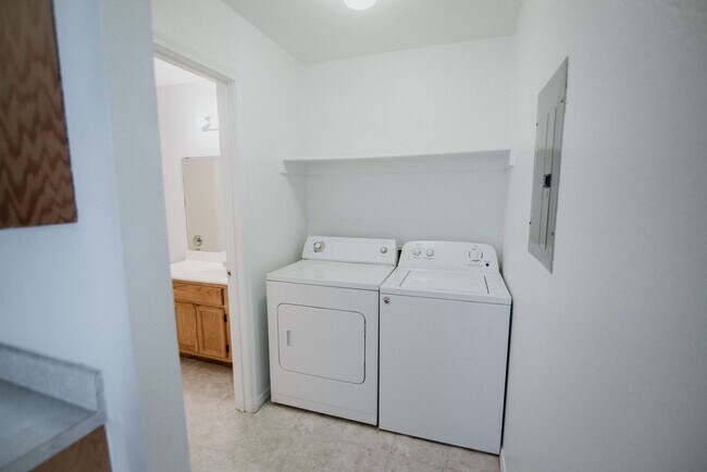 Willow Park Apartments