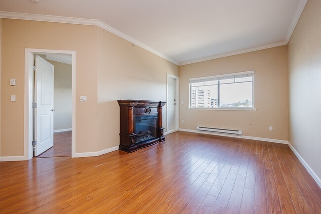 Photo - 22363 Selkirk Ave Unit 204