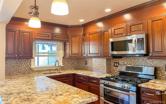 Photo - 166-66 22nd Ave