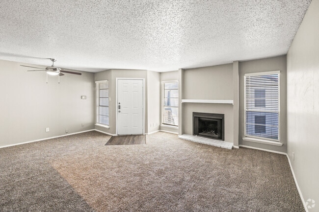 2BR,2BA - 1,000SF - Living Room