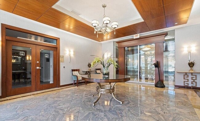 Photo - 11760 Sunrise Valley Dr Unidad 803