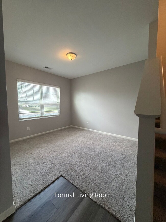 Photo - Spacious 5BR Home with Loft in Swim Community