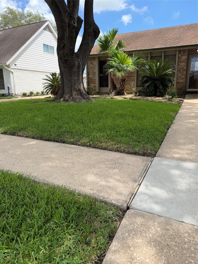 Photo - 10102 Sagecourt Dr