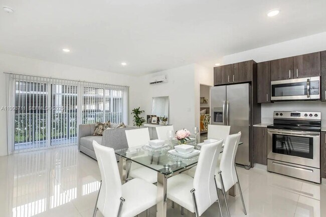 Photo - 25850 SW 140th Ct Unit 6-209