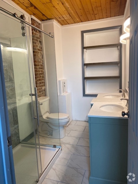 Double Vanity - 12 N Main St Unit B Rental