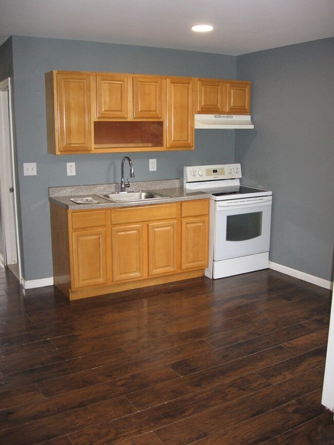 Photo - 1506 W Ruscomb St Unit 2