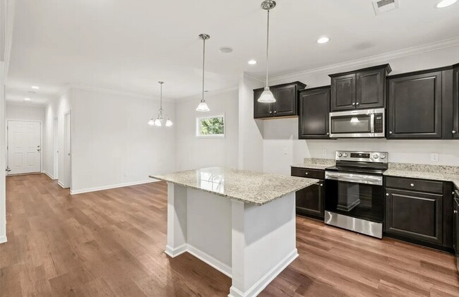 Photo - 1081 Old Town Rd