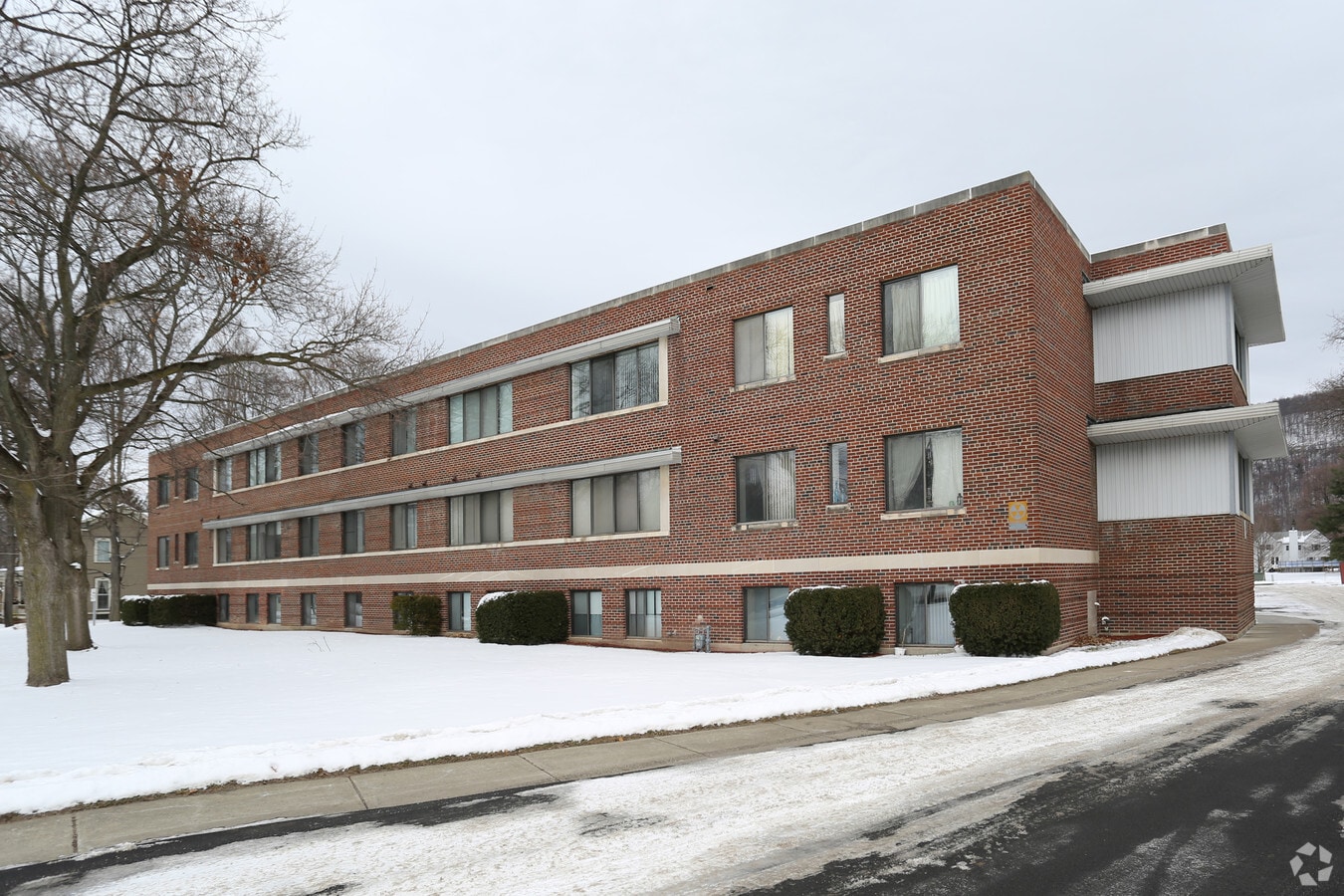 Photo - Faulkner Apartments