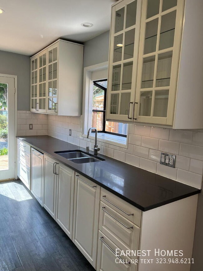 Photo - 3124 Highland Ave