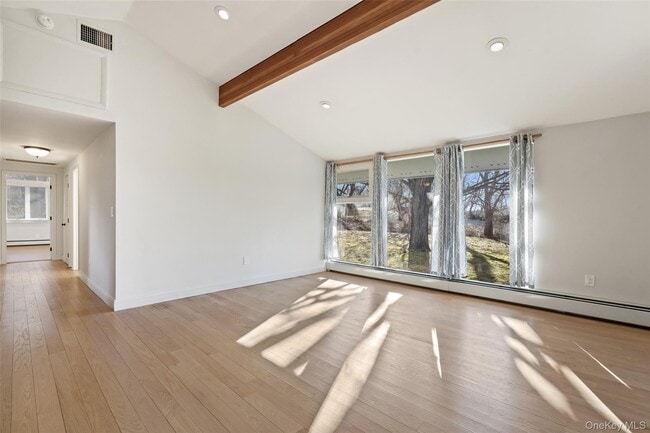 Photo - 12 Flintlock Ridge Rd