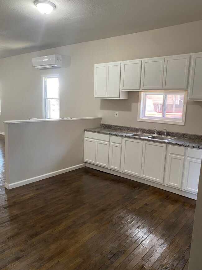 Photo - 1511 SW Huntoon St