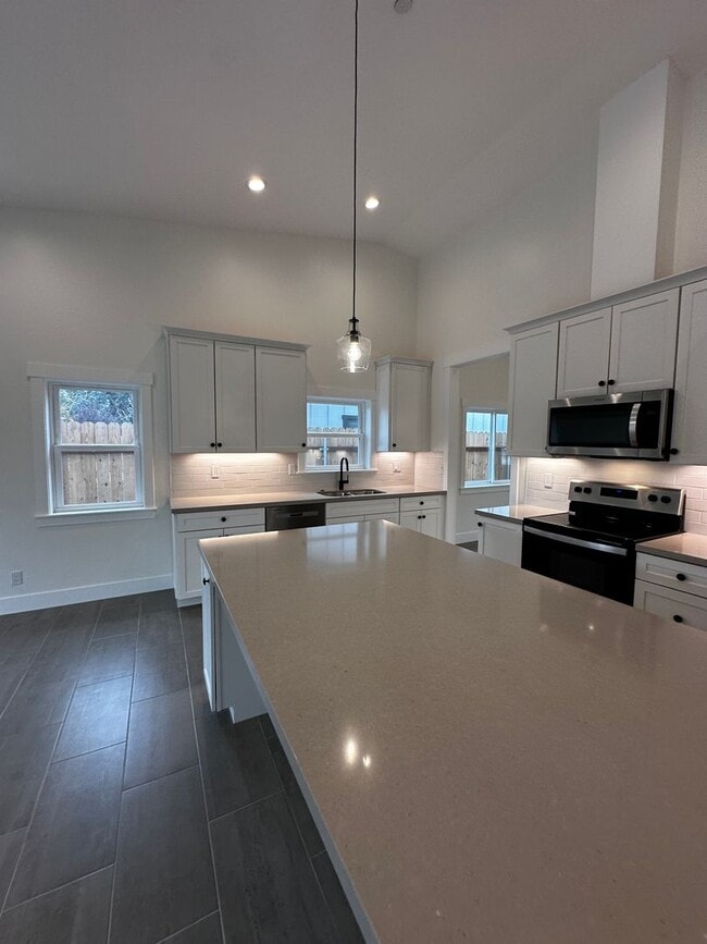 Photo - New Construction in Down Town Bishop West ...