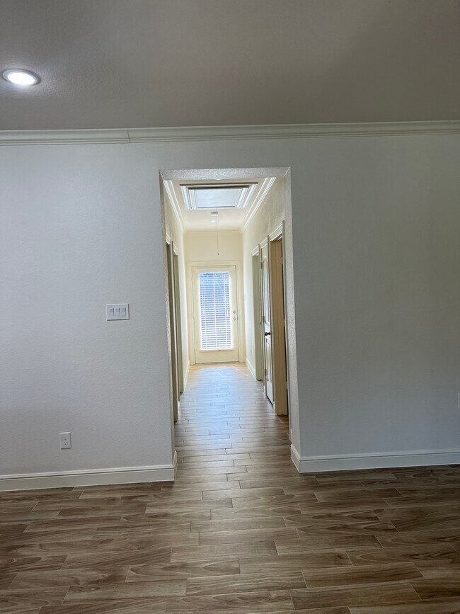 Photo - 2606 Appian Way